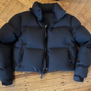 Aritzia Tna Mega Puff Crop Down Puffer, XS, black